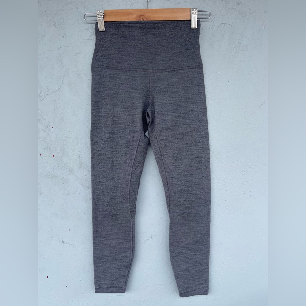 Lululemon leggings size 4